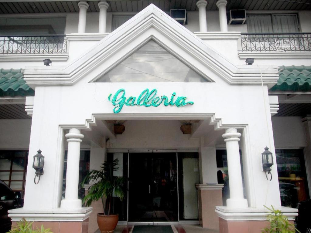 Hotel Galleria Davao Stadt Exterior foto