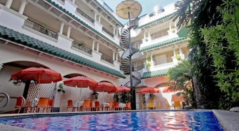 Hotel Galleria Davao Stadt Exterior foto